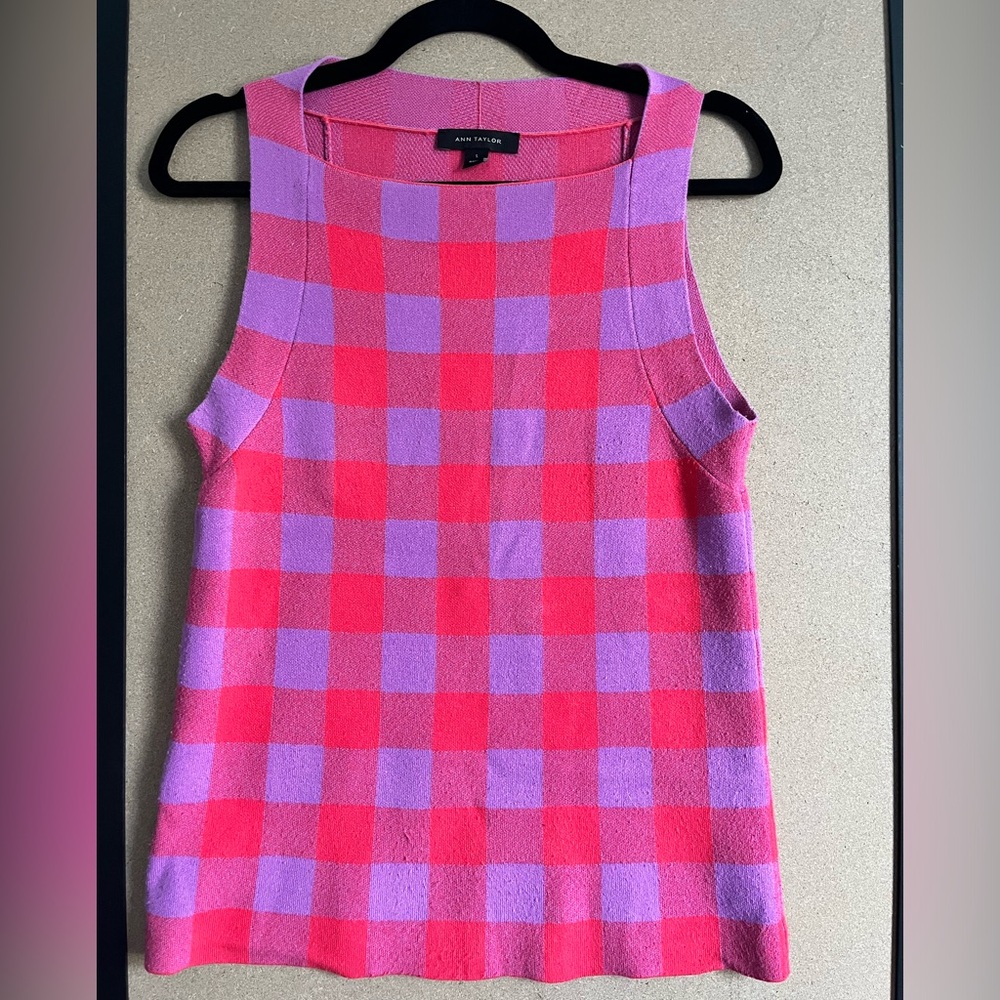 Ann Taylor Knit Checked Plaid Knit Sleeveless Top Womens Purple Pink Crew Neck